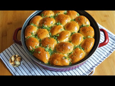 Видео: Чесночные ПАМПУШКИ К БОРЩУ! Ароматные и вкусные! Garlic Buns