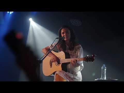 Видео: Екатерина Яшникова - Вернуться