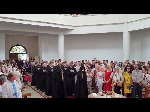 Видео: Довічні монаші обіти у Брюховицькому монастирі (22.06.2019)