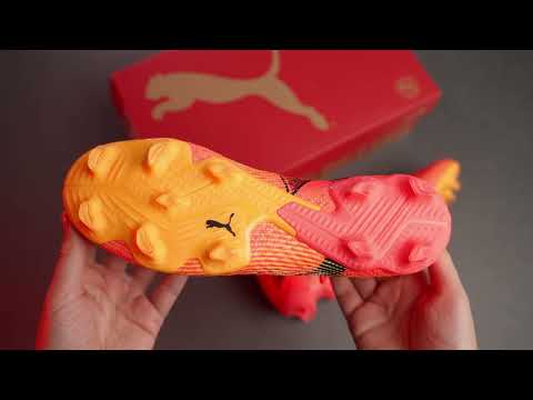 Видео: Бутсы Puma Future 7 Ultimate FG/AG Orange (red-orange color)