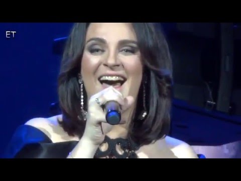 Видео: Елена Ваенга. Сольный концерт. Кремль - 07.04.2016