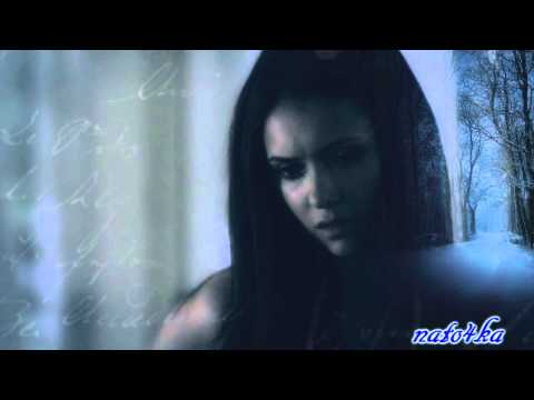 Видео: Damon & Elena - От января до января