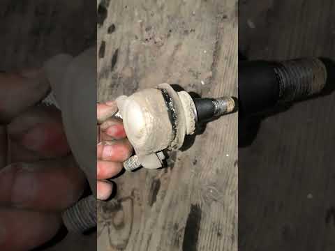 Видео: Замена шаровой на Toyota Harrier на коротке 