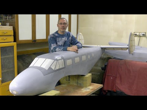 Видео: Beechcraft Model 18 Постройка самолета на радиоуправлении. (Фильм 5 фюзеляж )