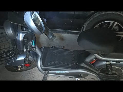Видео: Чергові недоліки електроскутера Atlas Elegant