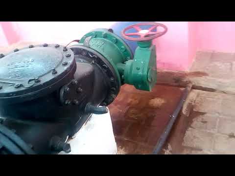 Видео: Небольшой обзор насосной станции для полива полей