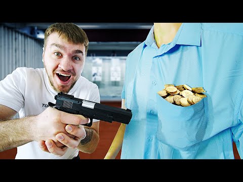 Видео: ЗАЩИТЯТ ЛИ МОНЕТЫ В КАРМАНЕ ОТ ПУЛИ?