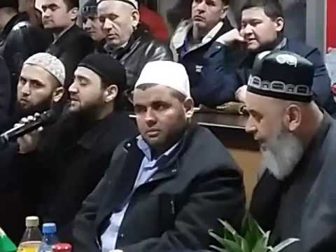 Видео: Хочи Мирзо дар Красноярск Южный2 рынок 28.02.17 кисми 2 савол чавоб