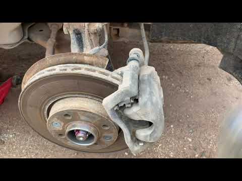 Видео: Гремят суппорта. Устраняем за 5 минут. Лада Веста