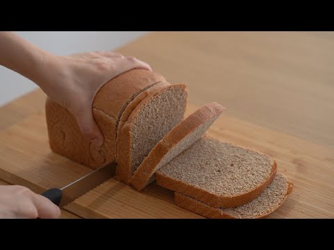 Видео: Идеальный 100% цельнозерновой хлеб (простой, полезный и вкусный)