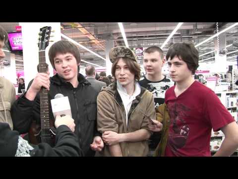 Видео: Автограф-сессия Megadeth в магазине Media Markt