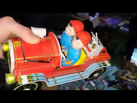 Видео: Вносна стока залива Софийският бита !#Bulgaria # Bitpazar # garage sale # sale # car boot # antique