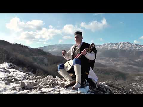 Видео: Guslar Nikola Krivokapić - "Cuce"/Гуслар Никола Кривокапић-"Цуце"          Tradicionalna Crna Gora