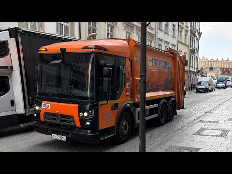 Видео: Garbage Trucks In Krakow, Poland/ Мусоровозы в Кракове, Польша