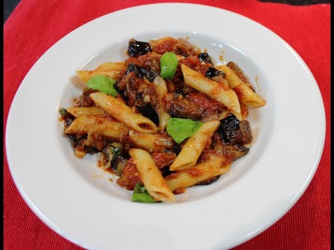 Видео: Макароны "а-ля Норма", самые популярные на Сицилии. МАКАРОНЫ с БАКЛАЖАНАМИ.